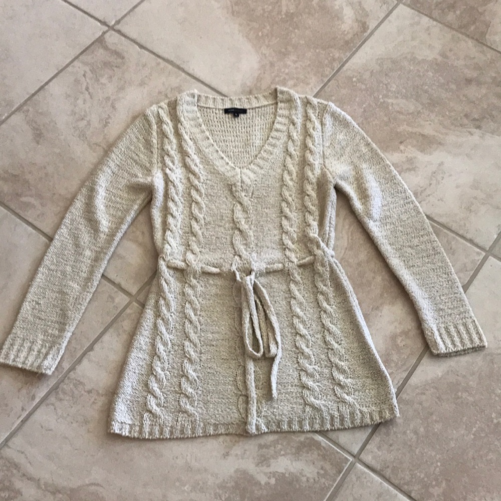 BCBG MAXAZRIA SWEATER
